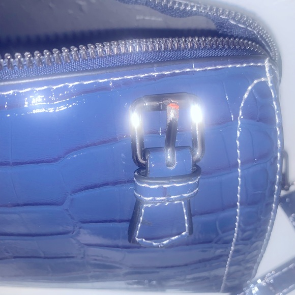 Navy Blue Handbag - Picture 3 of 6